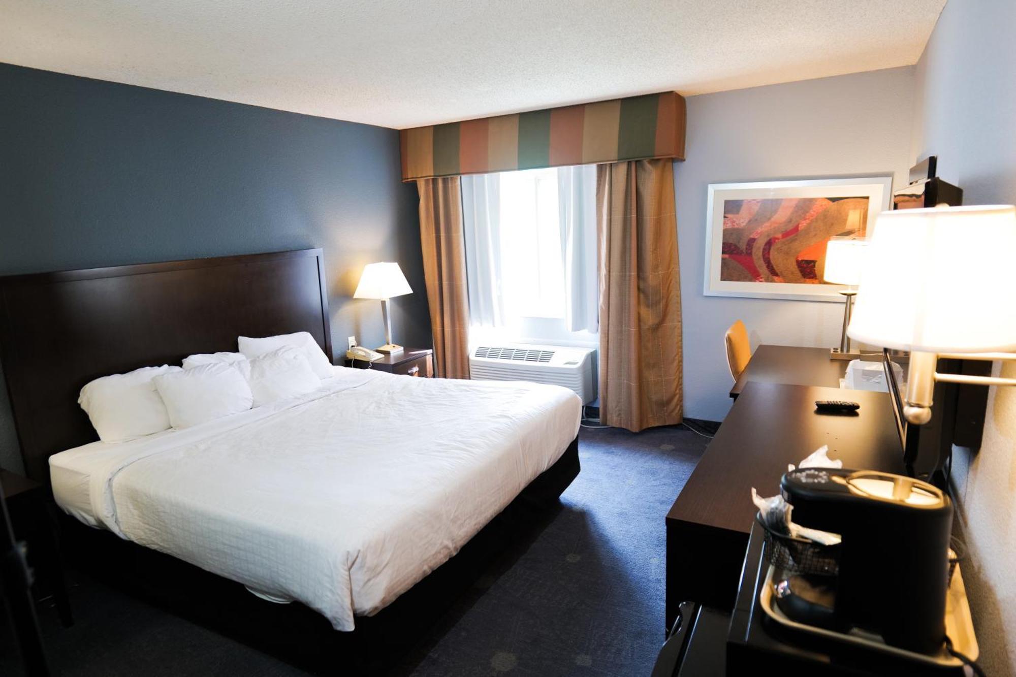 Baymont By Wyndham Flint Airport North Hotel Exterior foto