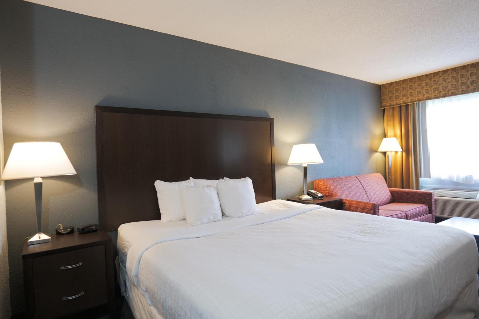 Baymont By Wyndham Flint Airport North Hotel Exterior foto