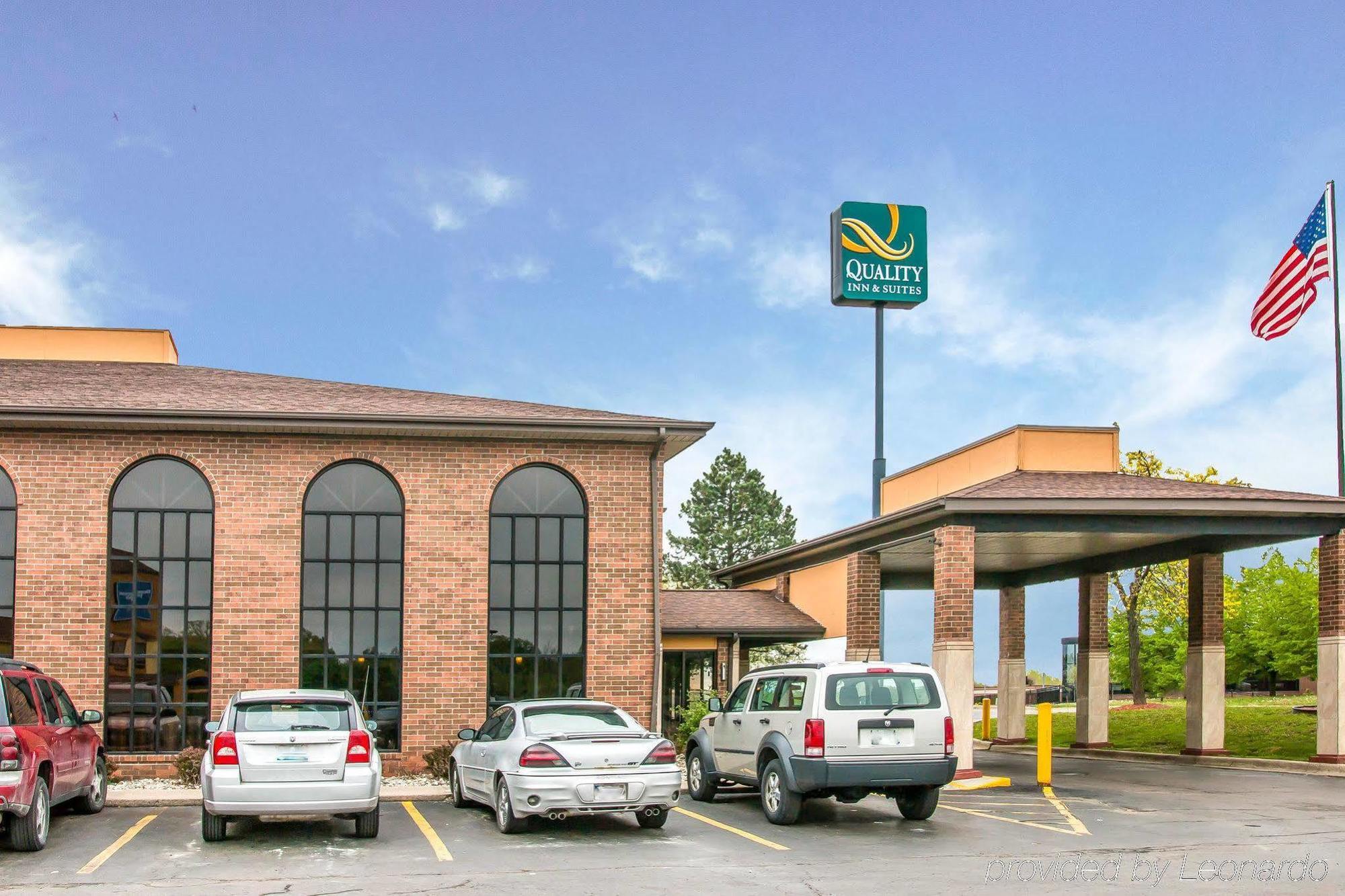 Baymont By Wyndham Flint Airport North Hotel Exterior foto