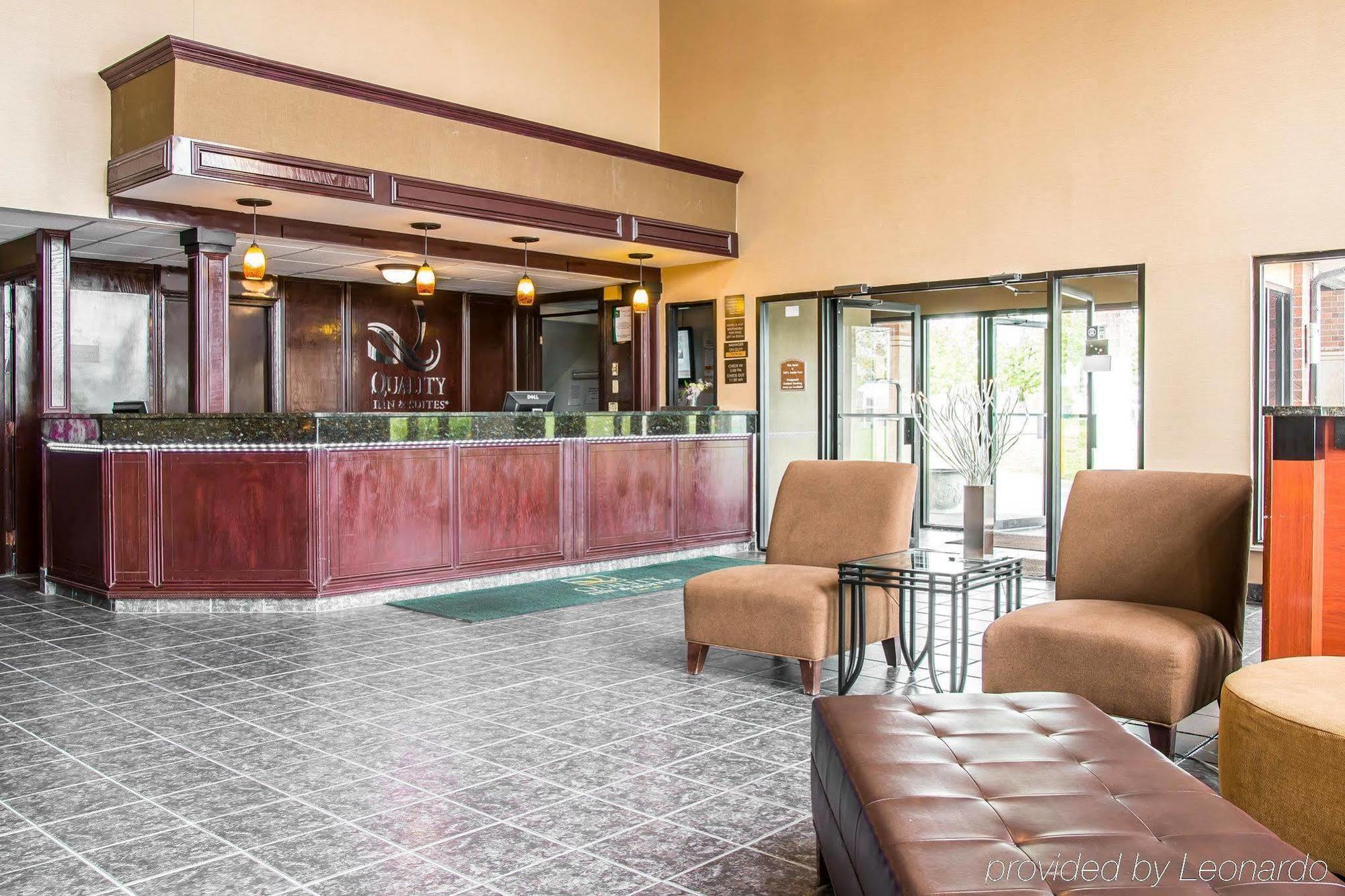 Baymont By Wyndham Flint Airport North Hotel Exterior foto